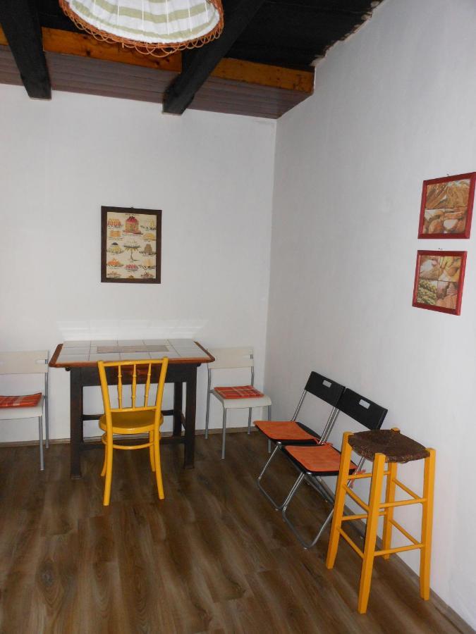 Merum Pinceszet Es Vendegszoba Tallya Exterior photo